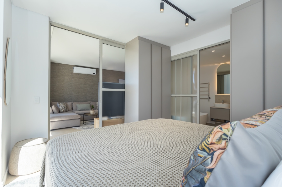 To Let 3 Bedroom Property for Rent in Green Point Western Cape